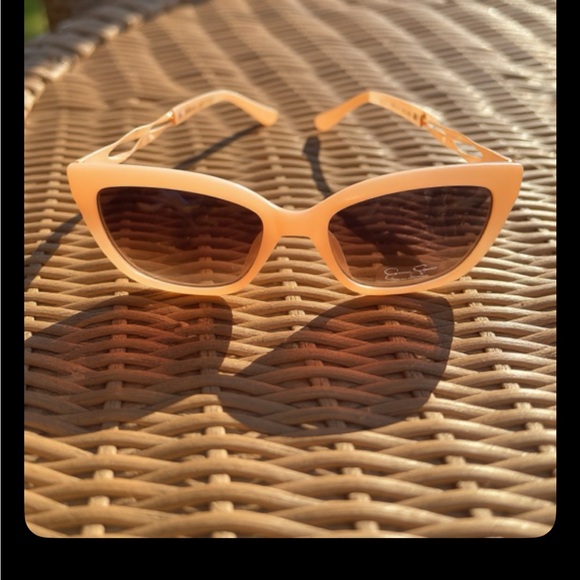 Jessica Simpson Chic Cateye Nude Sunglasses - Picture 4 of 4